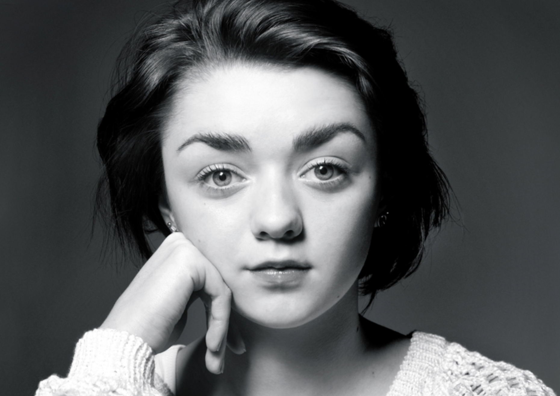 Maisie-maisie-williams-37385628-1860-1316.png