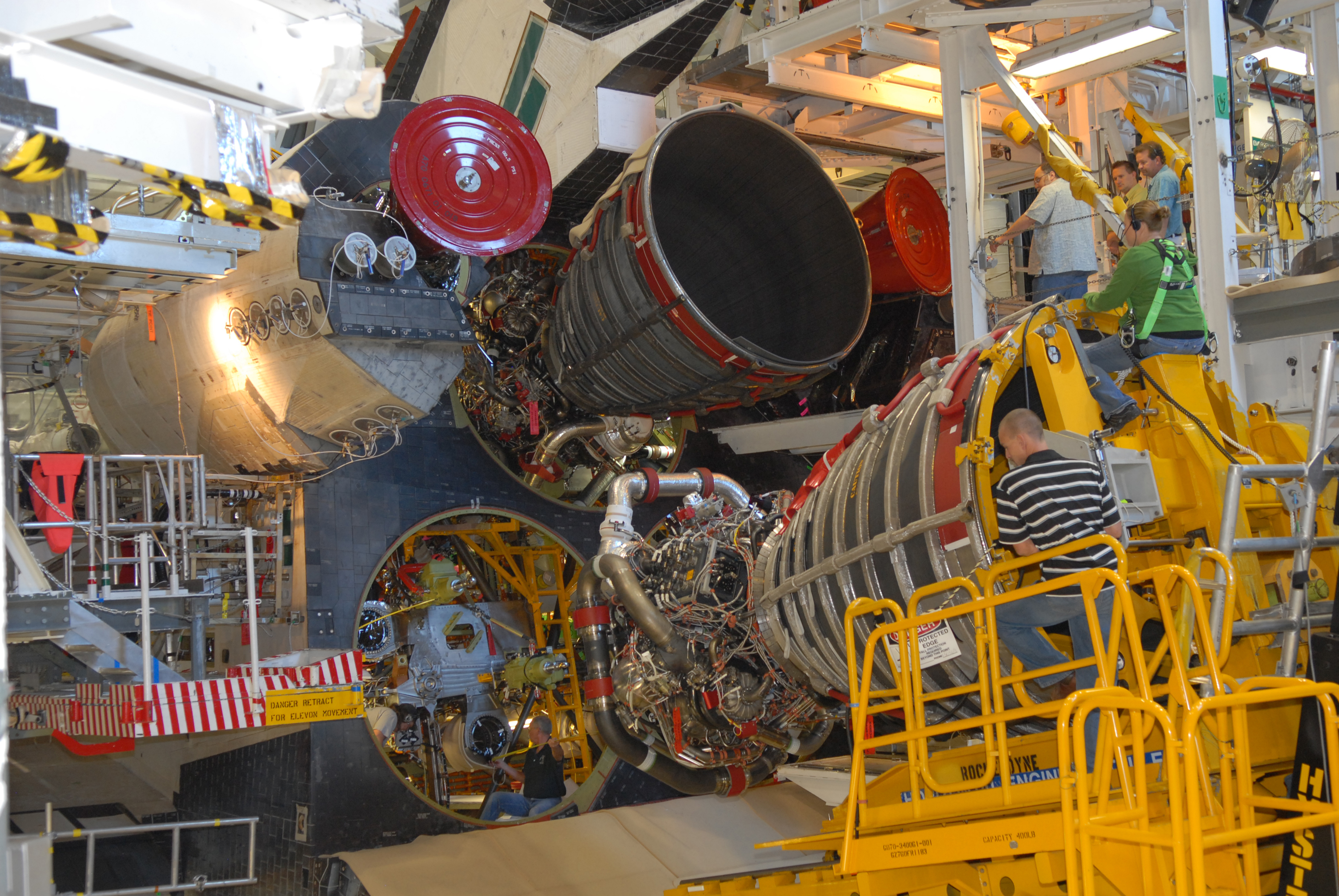 STS-130_Endeavour_main_engine_installation.jpg