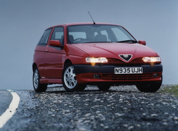 alfaromeo-145-qv-2.jpg