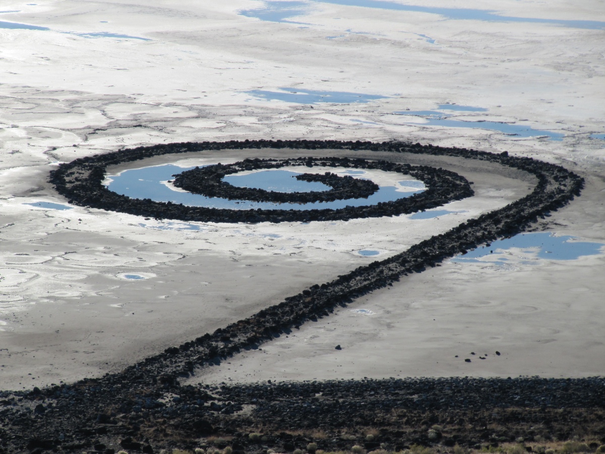 Spiral_Jetty_08.jpg