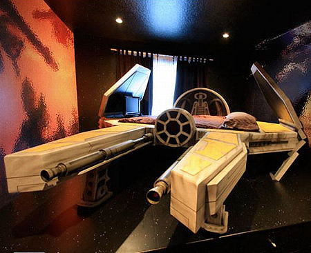 spaceship-bed.jpg