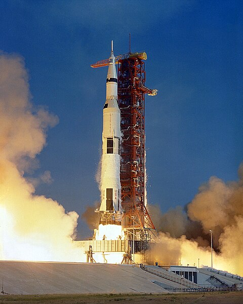 480px-Apollo_11_Launch_-_GPN-2000-000630.jpg