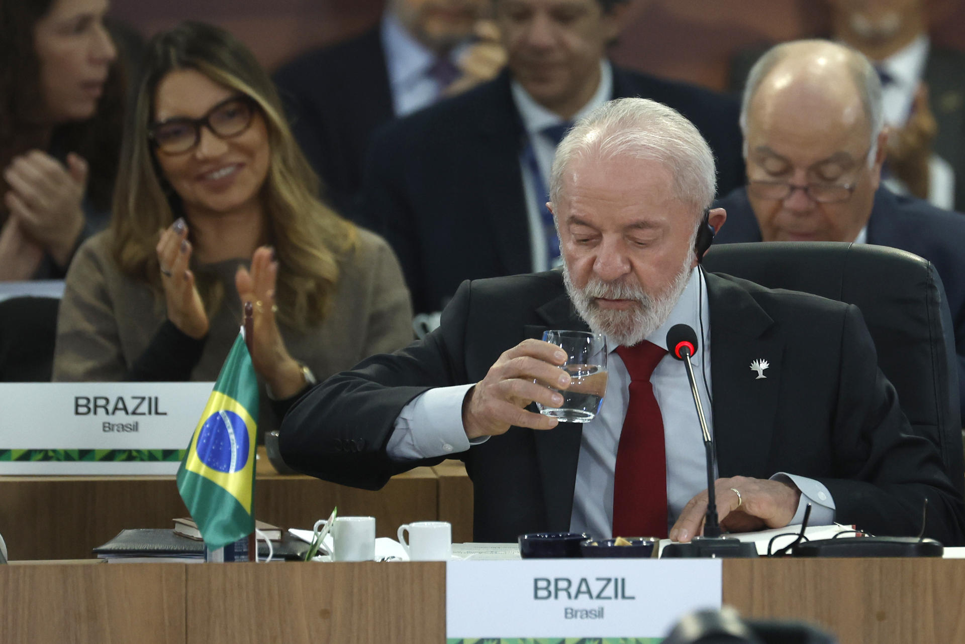 www.gazetadopovo.com.br