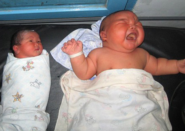 Mulher Da A Luz Bebe De 8 7 Kg E 62 Cm Omg Forum Outer Space O Maior Forum De Games Do Brasil