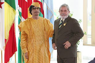 khadafi-e-lula.jpg