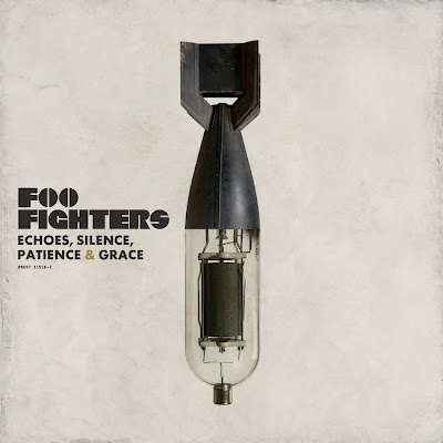 Foo+Fighters-Echoes+Silence+Patience+And+Grace+%5BFront%5D.JPG