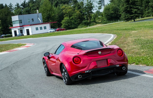 alfa_romeu_4c_2.jpg