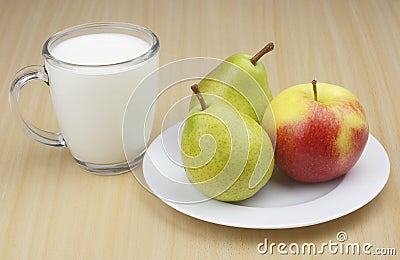 apple-pera-e-leite-11805841.jpg