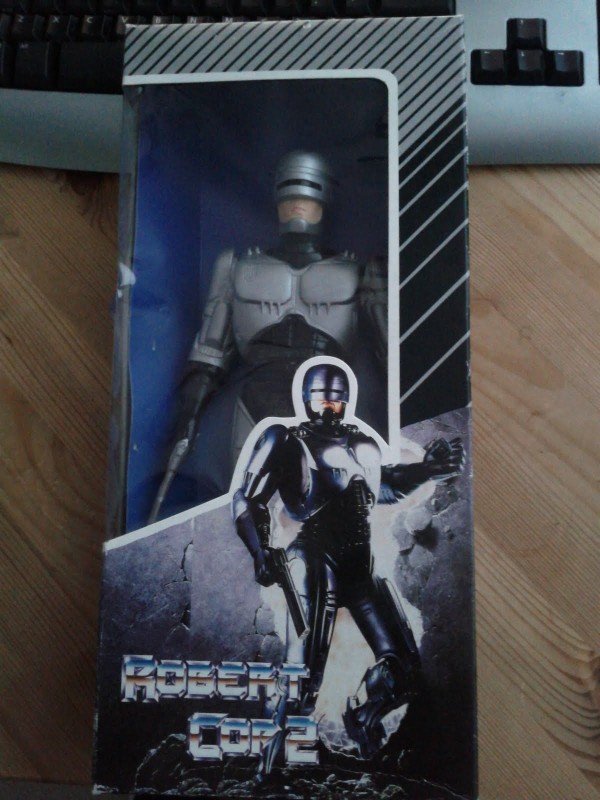 Robertcop-e1344365748385.jpg