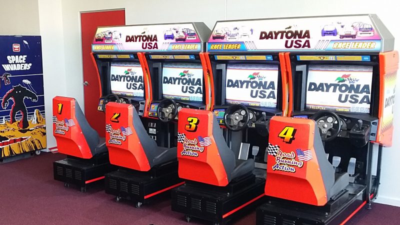 GAMECOIN-FLIPERAMA-DAYTONA-USA-2-e1479737202315.jpg