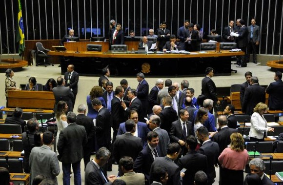 congressoemfoco.uol.com.br